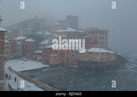 Genova, Italia, 23 gennaio, 2019. Boccadasse. Neve a Genova, Italia. Federico Fazzini / risveglio / Foto Stock