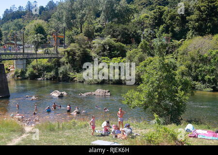 Il ponte di sospensione a Karangahake, Nuova Zelanda Foto Stock