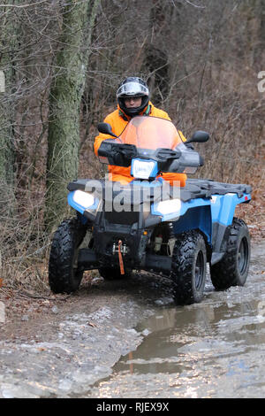 Caduta Scenic ATV ride in Castleton Ontario Foto Stock