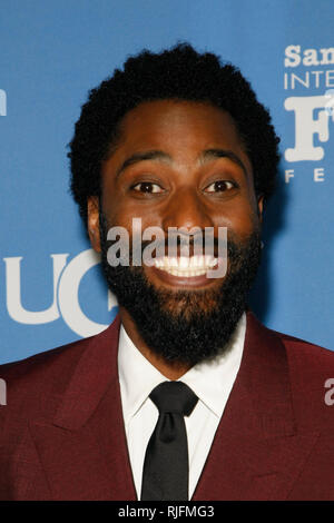Santa Barbara, Stati Uniti d'America. 05 feb 2019. Santa Barbara, CA - Feb 05: John David Washington assiste i virtuosi Award presso la trentaquattresima edizione annuale di Santa Barbara International Film Festival presso il Teatro di Arlington nel febbraio 05, 2019 a Santa Barbara, CA. Credito: CraSH/imageSPACE Credito: Imagespace/Alamy Live News Foto Stock