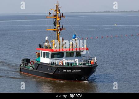 Sondaggio nave polizia marittima Uwe Jens Lornsen, costa del Mare del Nord, Schleswig-Holstein, Germania Foto Stock