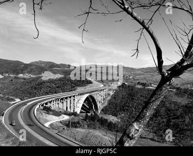 Autostrada del sole bologna-Firenze, 1960 Foto Stock