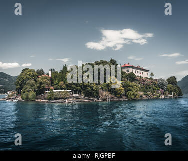 Un piccolo pezzo di paradiso nel mezzo del lago di Como, Italia Foto Stock