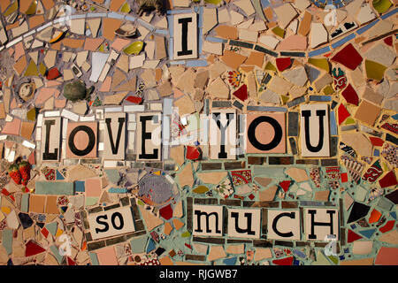 Impressionen: "ti amo tanto' - Arte di strada, Tel Aviv, Israele/ Spiaggia, mare Mediterraneo, Tel Aviv, Israele (nur fuer redaktionelle Verwendung. Kein Foto Stock