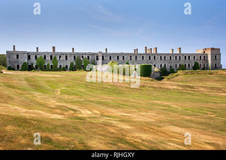 Il Victorian fort di Tourgis nel nord ovest di Alderney, costruito come difesa contro i Francesi e in seguito occupata dalle forze armate tedesche. Foto Stock