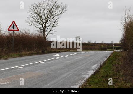 Il B4077 a poco Washborne, area di collisione fatale alle 22.30 di venerdì 26 gennaio 2018 - Immagine 27.1.18 da Antony Thompson - Migliaia di Word Foto Stock