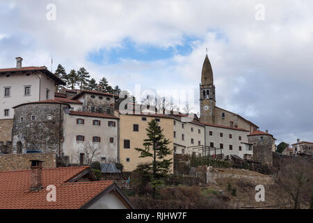 Villaggio di Stanjel, Slovenia Foto Stock