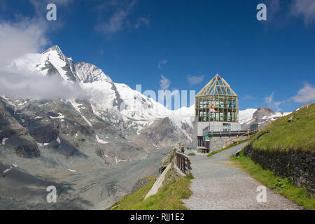 Veduta di Grossglockner e Swarovski nel Parco Nazionale degli alti Tauri, Carinzia, Austria Foto Stock