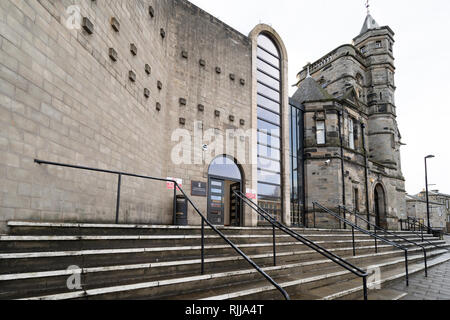 Vista esterna di Kirkcaldy Sheriff Court in Kirkcaldy, Fife, Scozia, Regno Unito Foto Stock