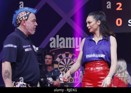 Una vista generale durante la celebrità Freccette World Cup con: Peter Wright Snakebite dove: Colonia, Germania Quando: 06 Gen 2019 Credit: Becher/WENN.com Foto Stock