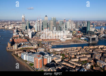 Distretto finanziario di Canary Wharf dall'alto. Foto Stock