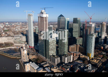 Distretto finanziario di Canary Wharf dall'alto. Foto Stock