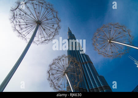 DUBAI, Emirati Arabi Uniti - Ottobre 2018: Burj Khalifa, l'edificio più alto del mondo. Nel centro cittadino di Dubai Foto Stock