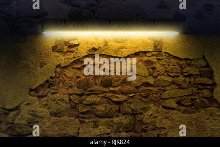 Il vecchio un antico muro dettaglio di notte illuminato dalla lampada. La parete di fondo e copyspace. 3d illustrazione Foto Stock