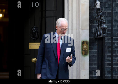 John Griffith-Jones, presidente del comportamento finanziario competente, foglie 10 di Downing Street a Londra Foto Stock