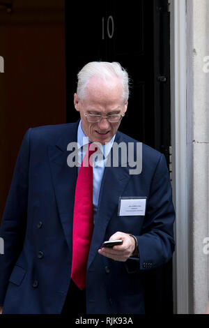 John Griffith-Jones, presidente del comportamento finanziario competente, foglie 10 di Downing Street a Londra Foto Stock