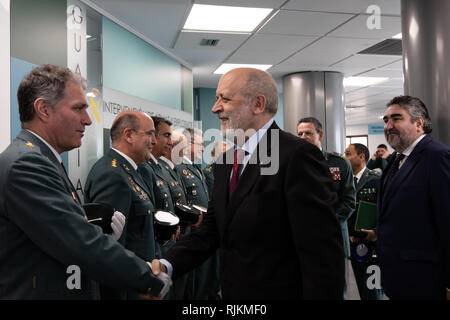 Madrid, Spagna. 7 febbraio 2019. Il direttore generale della Guardia Civile, Felix Azón saluto i membri delle dipendenze della Guardia Civile Credito: Jesús Hellin/Alamy Live News Foto Stock