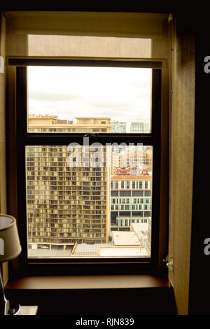 CHICAGO, IL - MARZO 28, 2016: vista di Chicago durante il giorno. La città è un hub internazionale per la finanza, commercio, industria, tecnologia, telecommun Foto Stock