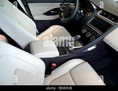 Per interni auto, parte dei sedili anteriori, chiudi Foto stock - Alamy