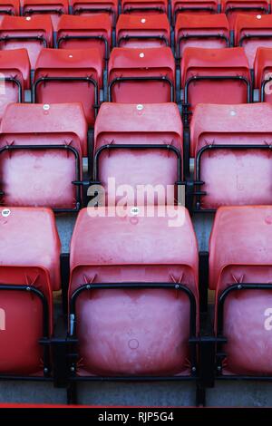 Cheltenham Town FC v Yeovil Town FC presso la rampa di LCI Stadium, Whaddon Road (Sky scommessa lega due - 26 dicembre 2017) - Foto di Antony Thompson - TH Foto Stock