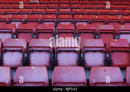 Cheltenham Town FC v Yeovil Town FC presso la rampa di LCI Stadium, Whaddon Road (Sky scommessa lega due - 26 dicembre 2017) - Foto di Antony Thompson - TH Foto Stock