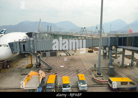 HONG KONG - Novembre 03, 2015: l'Airbus A380 di Singapore Airlines. Singapore Airlines Limited è la compagnia di bandiera di Singapore con il suo hub di Chan Foto Stock