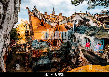 DALAT, Vietnam. Il 23 gennaio 2019. Hang Nga guesthouse, Crazy House, a Dalat, Vietnam. Foto Stock