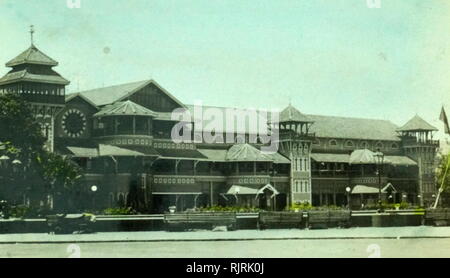 Il Royal Bombay Yacht Club (1930); uno dei premier colleghi club che è stata fondata nel 1846 in Colaba (ex Wellington Pier) di Mumbai in India. Foto Stock