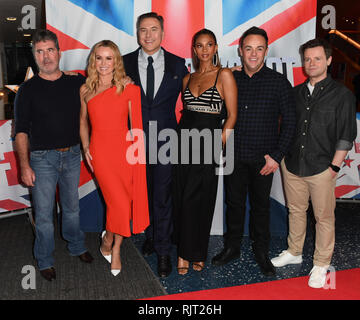Britains Got Talent giudici arrivano al Teatro di Lowry Manchester per le audizioni dal vivo. Foto Stock