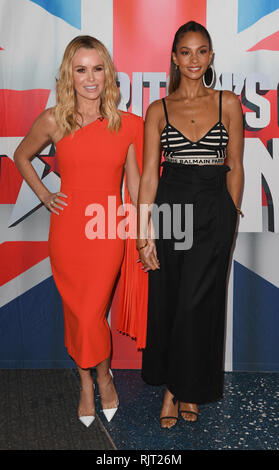 Britains Got Talent giudici arrivano al Teatro di Lowry Manchester per le audizioni dal vivo. Foto Stock