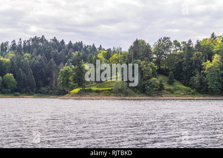 Solina serbatoio nelle montagne Bieszczady, Polonia Foto Stock