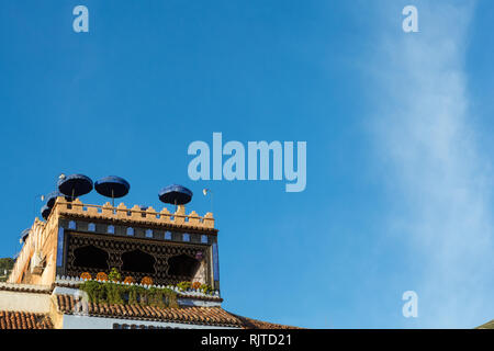 Casa Gialla con terrazza in stile marocco Foto Stock