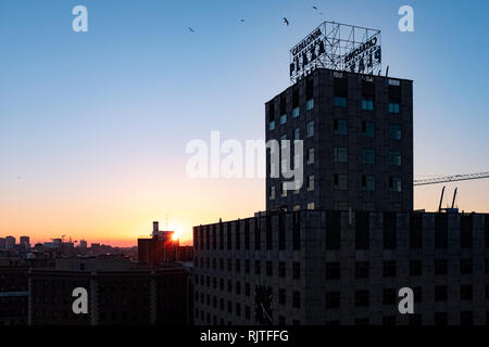 Catalonia Plaza Hotel Barcellona al tramonto Spagna Foto Stock