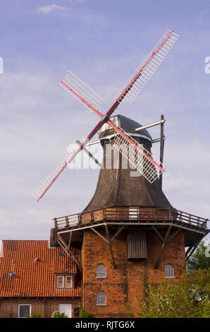 Mulino a vento Aurora in Borstel, paese antico, Bassa Sassonia, Germania settentrionale, Germania, Europa Foto Stock