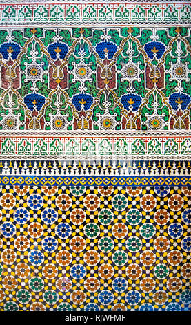 Arabo floral seamless pattern - tradizionale sfondo islamico. Elemento decorativo - tradizionale modello marocchino, colorate piastrelle a mosaico sullo sfondo Foto Stock