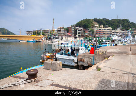 Keelung, Taiwan - 5 Settembre 2018: porto di pescatori di Keelung city al giorno Foto Stock