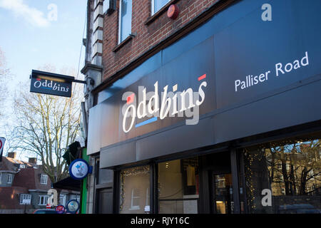 Oddbins, Palliser Road, Barons Court, Hammersmith, London, W14, Regno Unito Foto Stock