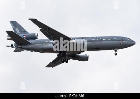 Un McDonnell Douglas KDC-10 tanker aerei dell'aviazione reale dei Paesi Bassi. Foto Stock