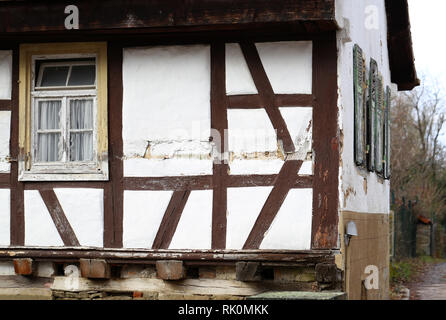 Facciate delle case in vecchio stile Foto Stock