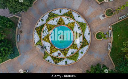 Fontana di acqua nel vecchio centro di Burgas, Bulgaria Foto Stock