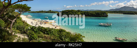 La splendida baia di Kabira in Ishigaki, Prefettura di Okinawa Foto Stock