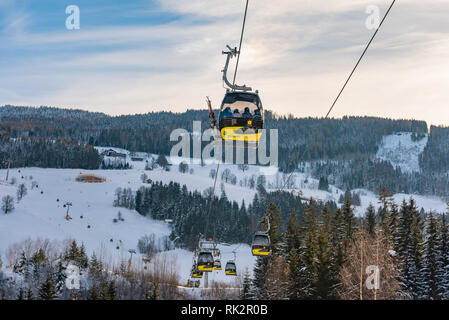 Funivie, gondola del Planai West di Planai & Hochwurzen - sci cuore di Schladming regione Dachstein, Ski Amade, Stiria, Austria, Europa Foto Stock