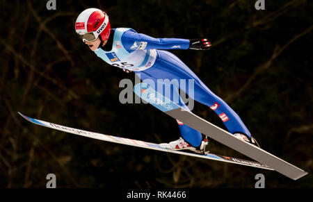 Eva Pinkelnig dell'Austria sulla prima giornata di gara della FIS Ski Jumping World Cup Ladies Ljubno l 8 febbraio 2019 a Ljubno, Slovenia. (Foto di Rok Rakun / Pacific Stampa) Foto Stock