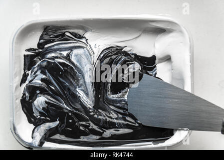 Abstract in bianco e nero artwork come risultato della miscelazione di vernice Foto Stock