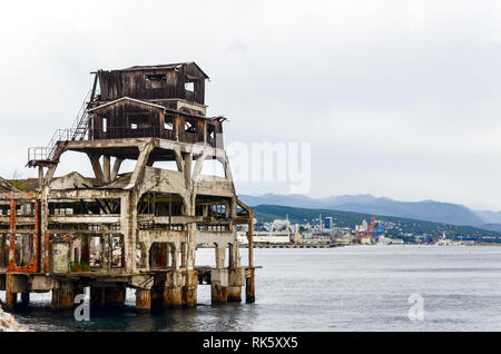 Abbandonata fabbrica di siluro a Rijeka, Croazia Foto Stock