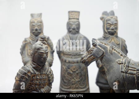 Modello piccolo Guerriero di terracotta souvenir da Xi'an in Cina Foto Stock