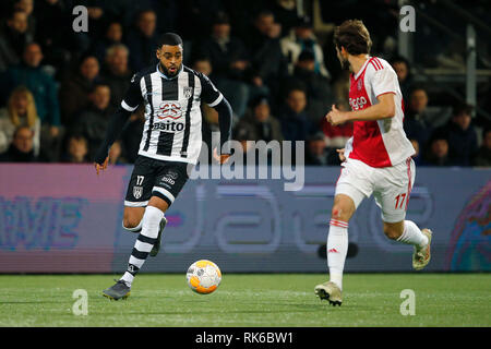 Almelo, Paesi Bassi. 09Feb, 2019. ALMELO, 09-02-2019, Polman Stadium, stagione 2018/2019, olandese Eredivisie, Heracles Almelo player Brandley Kuwas durante il match Heracles Almelo - Ajax 1-0. Credito: Pro scatti/Alamy Live News Foto Stock