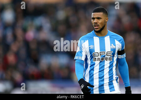 Huddersfield, nello Yorkshire, Regno Unito. 09 Febbraio, 2019. Elias Kachunga di Huddersfield Town guarda a. Premier League, Huddersfield Town v Arsenal a John Smith's Stadium a Huddersfield sabato 9 febbraio 2019. Questa immagine può essere utilizzata solo per scopi editoriali. Solo uso editoriale, è richiesta una licenza per uso commerciale. Nessun uso in scommesse, giochi o un singolo giocatore/club/league pubblicazioni. pic da Chris Stading/Andrew Orchard fotografia sportiva/Alamy Live news Foto Stock