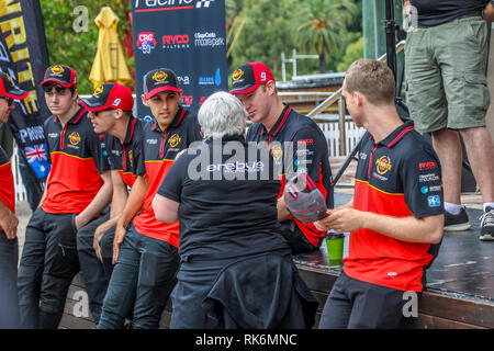 Melbourne, Australia. 10 feb 2019. Penrite Racing - Erebus Motorsport 2019 stagione di lancio. Federation Square ,Melbourne, Victoria, Australia Credit: Brett keating/Alamy Live News Foto Stock