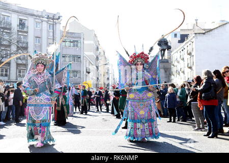 Lisbona, Portogallo. Il 9 febbraio, 2019. Gli artisti della nazionale cinese di Pechino Opera Company Eseguire durante 'Felice Anno Nuovo Cinese' in festa a Lisbona, la capitale del Portogallo, nel febbraio 9, 2019. Credito: Zhang Liyun/Xinhua/Alamy Live News Foto Stock